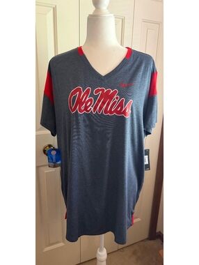 Nike Ole Miss Rebels Women’s XXL V-Neck T-Shirt Navy Red NWT